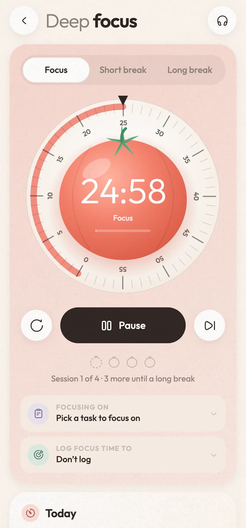 Deep focus: the tomato dial counting down a 25-minute session, with pause and skip